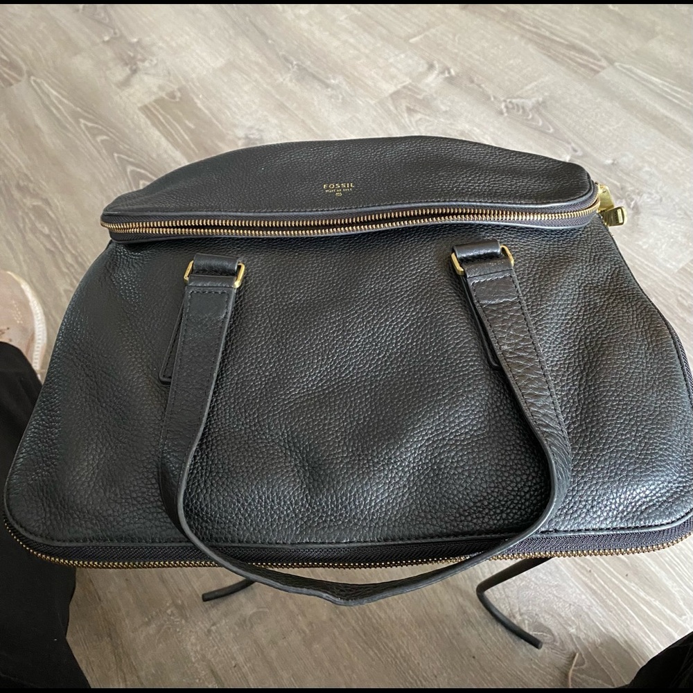 Fossil leather bag